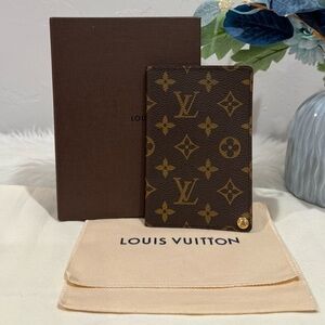 EUC✨Louis Vuitton Monogram Pression Plastic Card Case / Photo Case